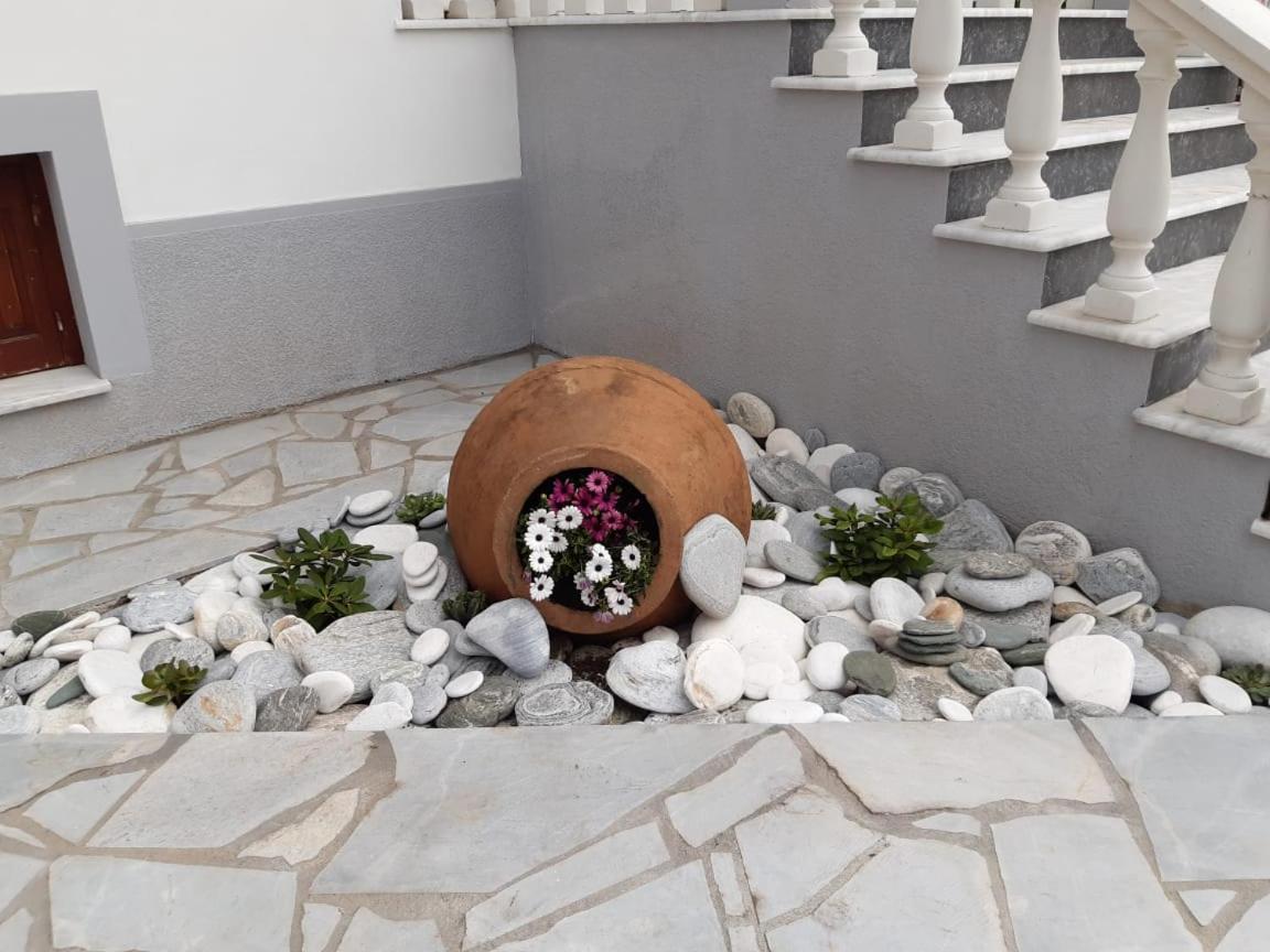 Iro Hotel Samos Ágios Konstantínos Exteriör bild